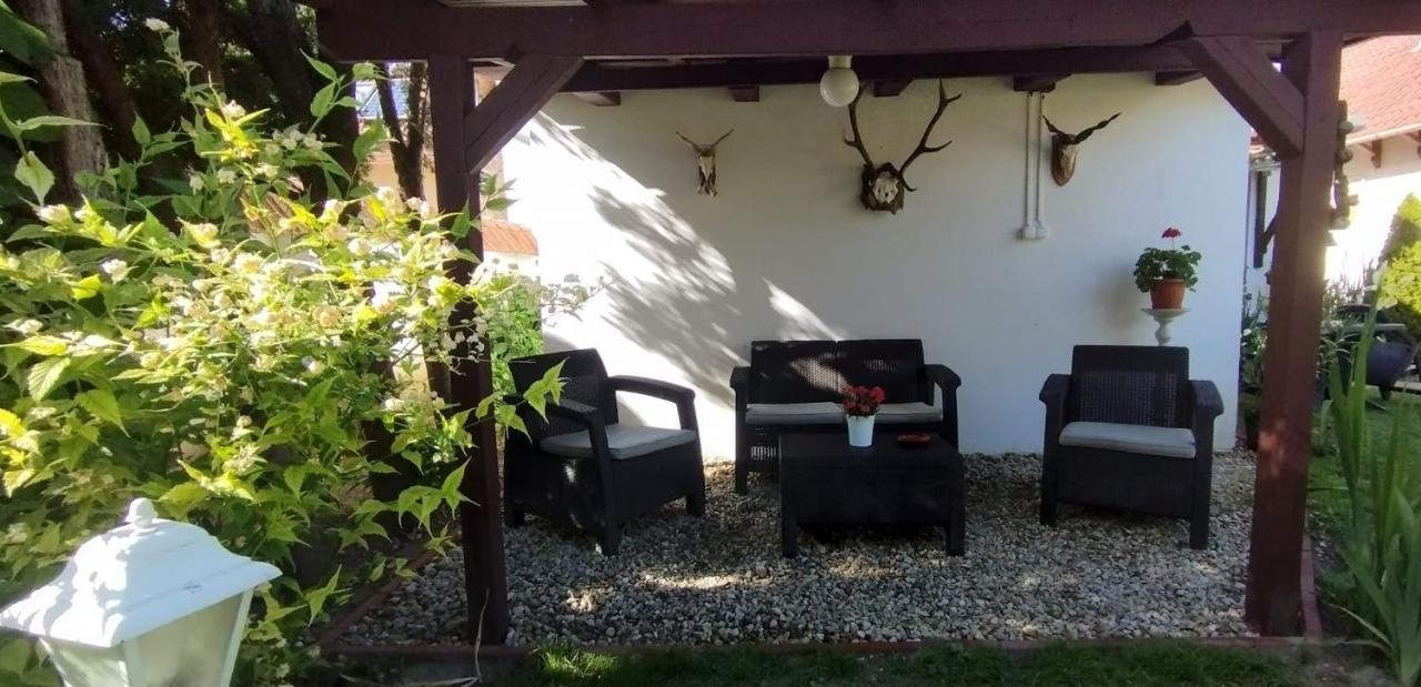 Erzsébet Vendégház és Apartman Hajduszoboszlo Exterior foto