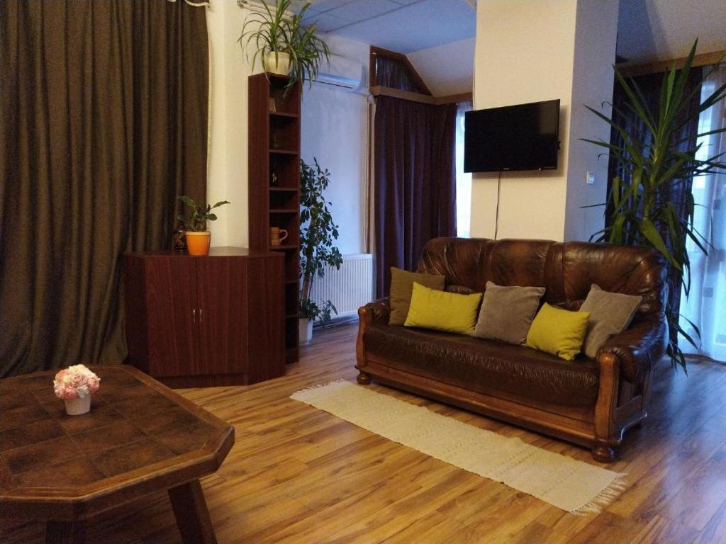 Erzsébet Vendégház és Apartman Hajduszoboszlo Exterior foto
